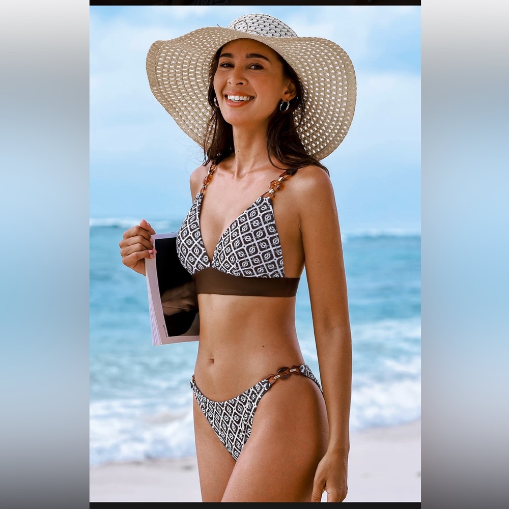 Cupshe Positano Glam Geo Bikini Set - Picture 6 of 7